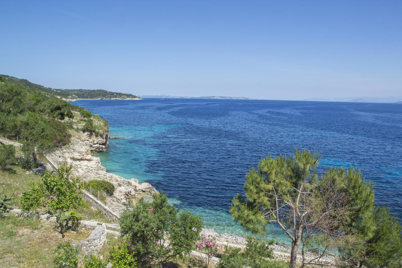Paxos Sunrise Gaios